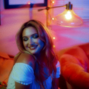 Meet your Posher, Isabella